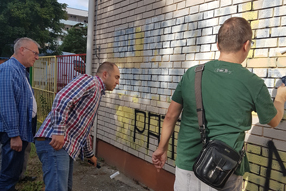 Aktivisti LSV prekrečili grafit mržnje na Limanu